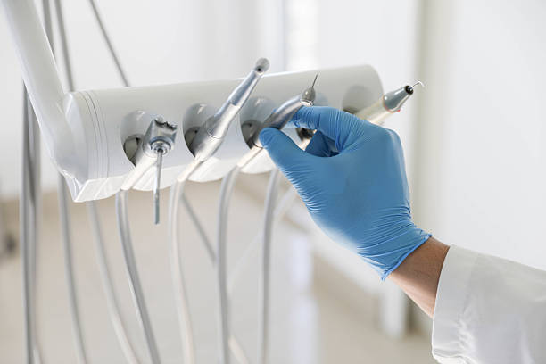 Professional Tooth Extraction technician working in Gunter, TX